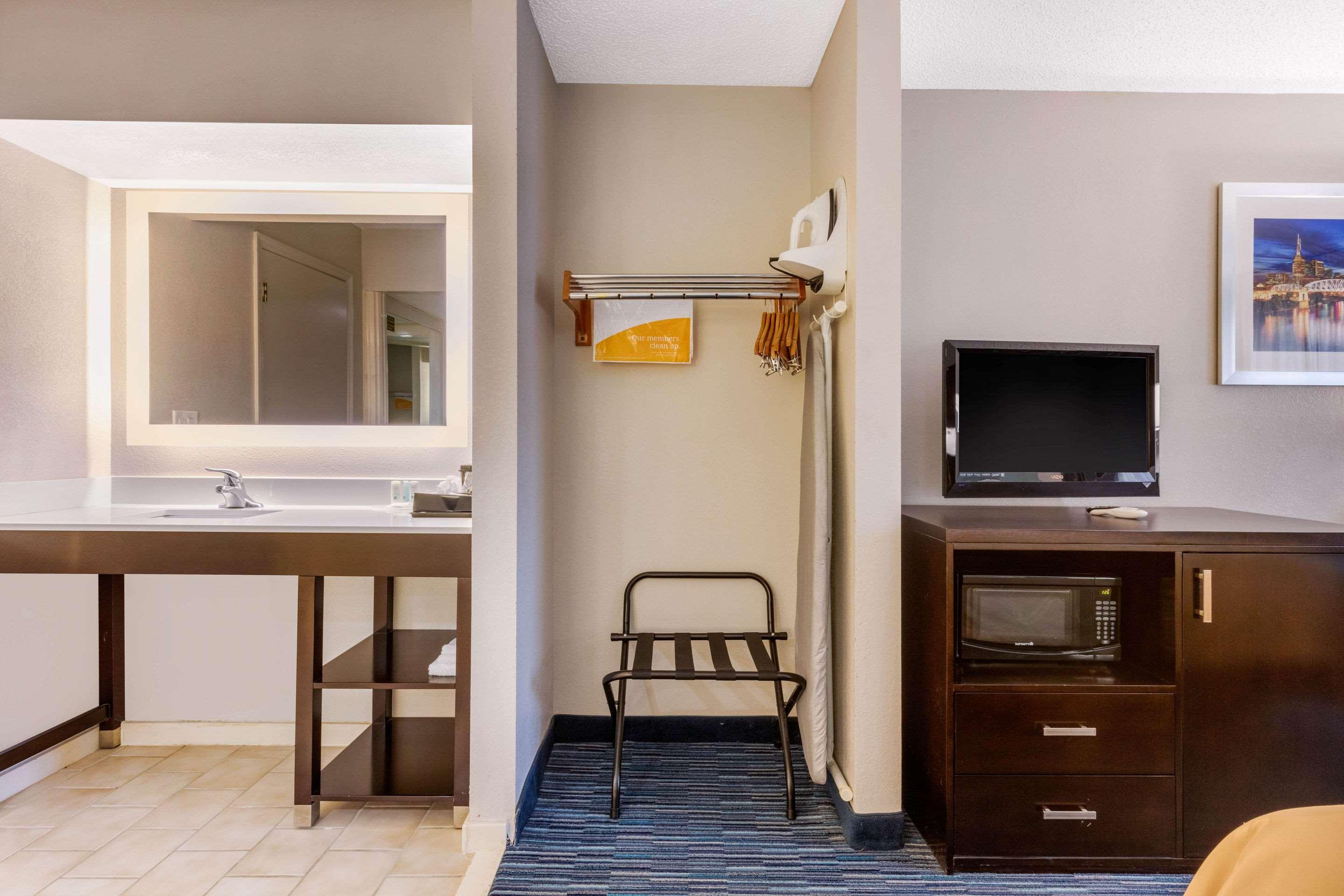 Quality Inn Gordonsville Eksteriør bilde