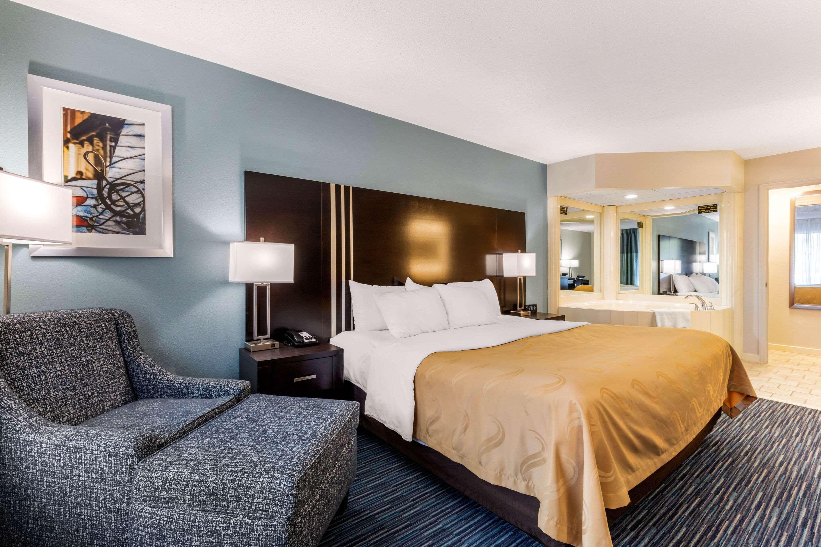 Quality Inn Gordonsville Eksteriør bilde